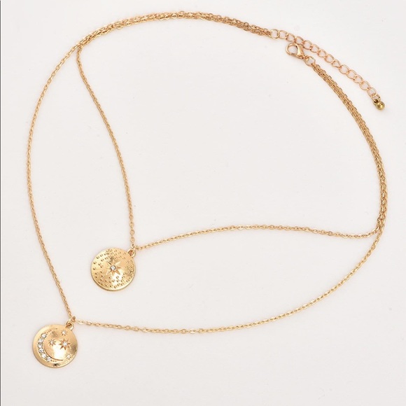 1 Left! Gold medallion double layered necklace - Picture 3 of 6